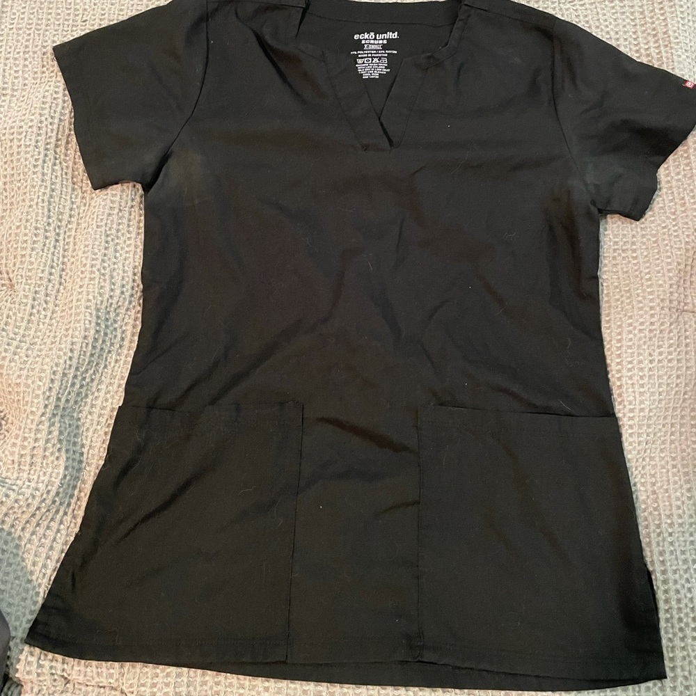 Scrub top